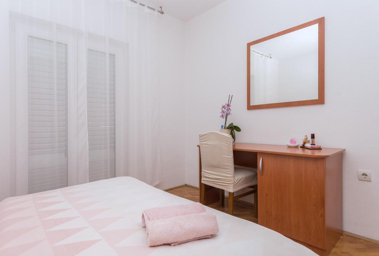 Skiljini Dvori - Apartman Makarska Dış mekan fotoğraf