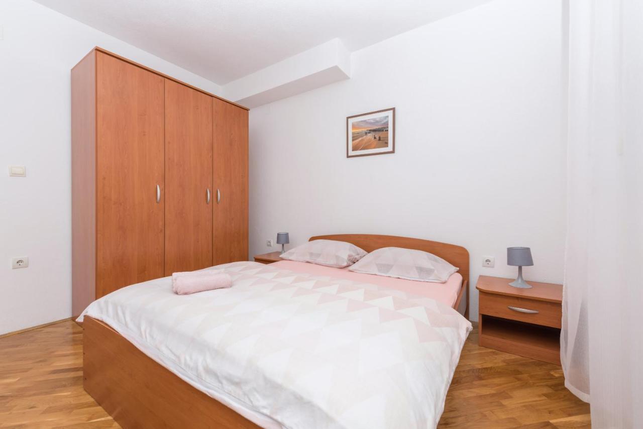 Skiljini Dvori - Apartman Makarska Dış mekan fotoğraf
