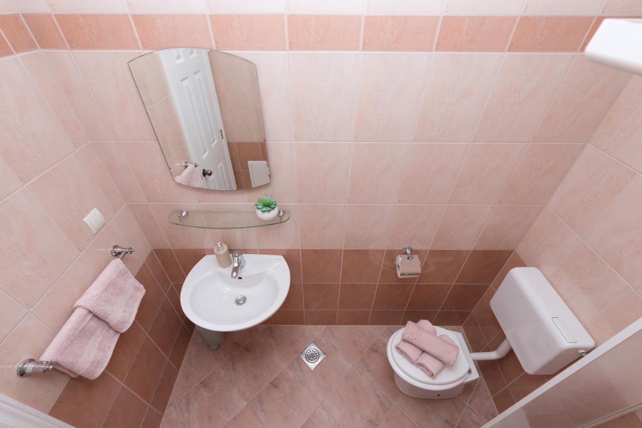 Skiljini Dvori - Apartman Makarska Dış mekan fotoğraf