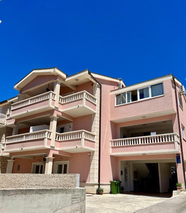 Skiljini Dvori - Apartman Makarska Dış mekan fotoğraf